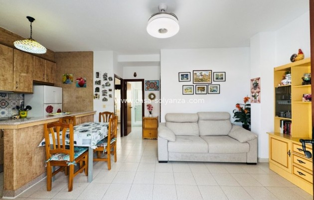 Resale - Apartment / flat - La Mata