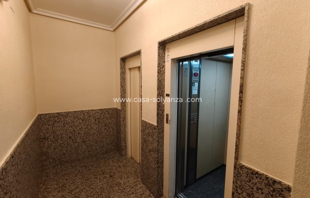 Revente - Appartement - Torrevieja - Estacion Autobuses