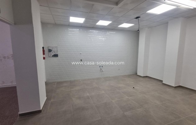 Revente - Commercial - Torrevieja - Center