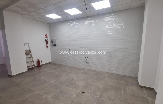 Revente - Commercial - Torrevieja - Center
