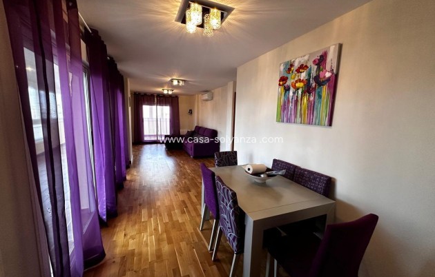 Resale - Apartment / flat - Torrevieja - Center