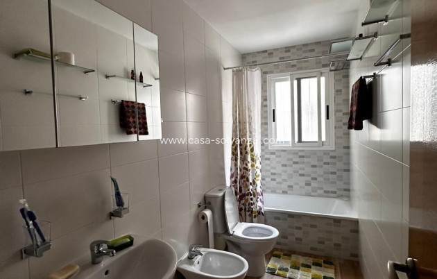 Resale - Apartment / flat - Torrevieja - Center