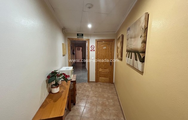 Revente - Commercial - Los Alcázares - Center