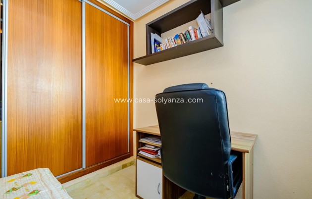 Wiederverkauf - Wohnung - Torrevieja - Playa del Cura
