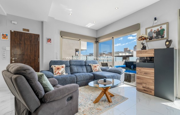Resale - Villa - Orihuela Costa - Costa Blanca