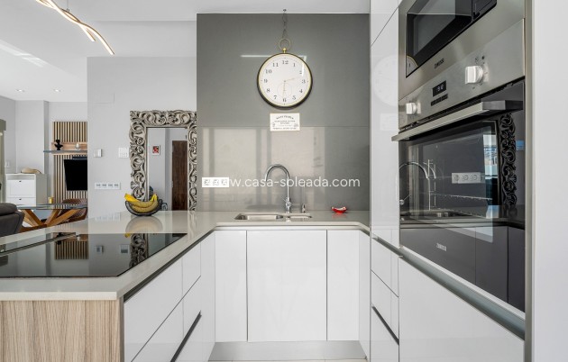 Resale - Villa - Orihuela Costa - Costa Blanca