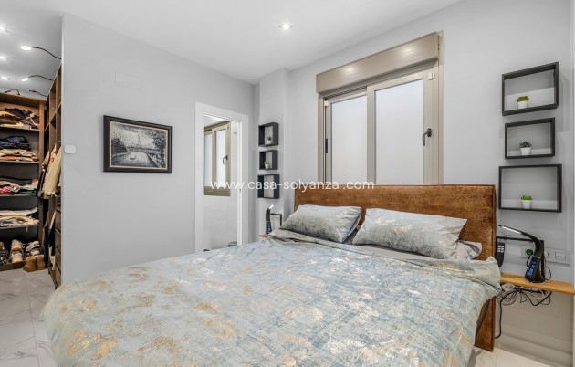 Resale - Villa - Orihuela Costa - Costa Blanca
