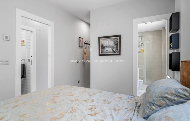 Resale - Villa - Orihuela Costa - Costa Blanca