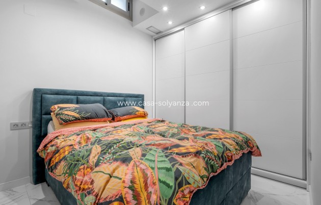 Resale - Villa - Orihuela Costa - Costa Blanca