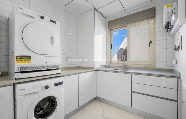 Resale - Villa - Orihuela Costa - Costa Blanca