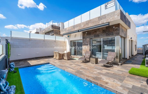 Resale - Villa - Orihuela Costa - Costa Blanca