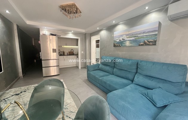 Resale - Apartment / flat - Torrevieja - Costa Blanca