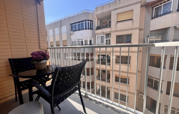 Resale - Apartment / flat - Torrevieja - Costa Blanca
