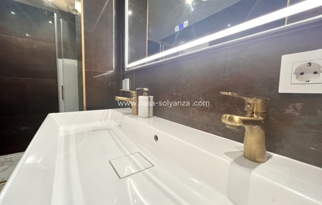 Resale - Apartment / flat - Torrevieja - Costa Blanca