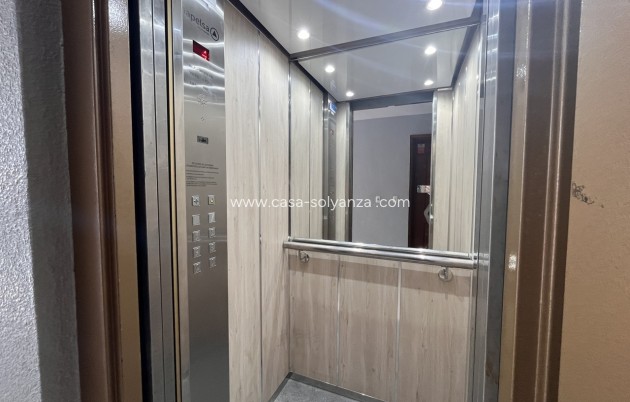 Resale - Apartment / flat - Torrevieja - Costa Blanca