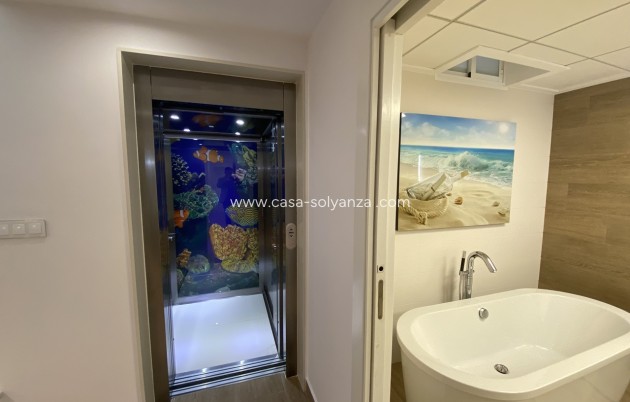 Resale - Villa - San Miguel de Salinas