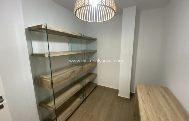 Resale - Villa - San Miguel de Salinas