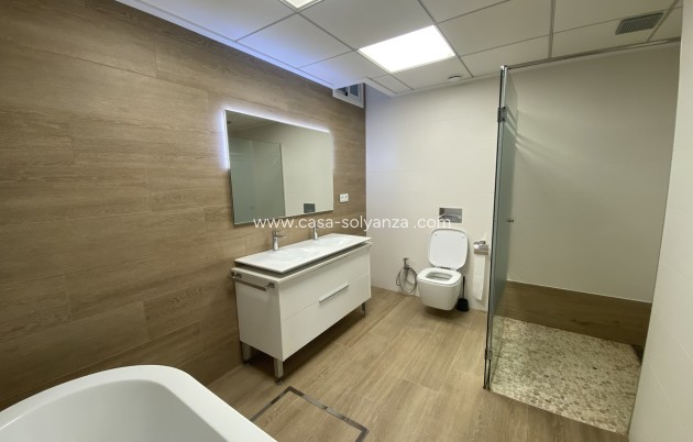 Resale - Villa - San Miguel de Salinas