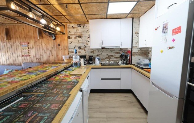 Wiederverkauf - Bungalow - Orihuela Costa - La Zenia