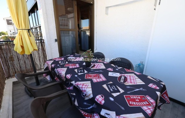 Wiederverkauf - Bungalow - Orihuela Costa - La Zenia