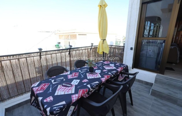 Wiederverkauf - Bungalow - Orihuela Costa - La Zenia