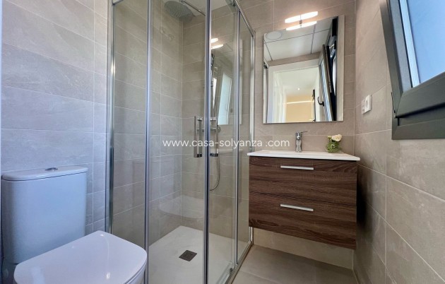 Neue Gebäude - Stadthaus - Orihuela Costa