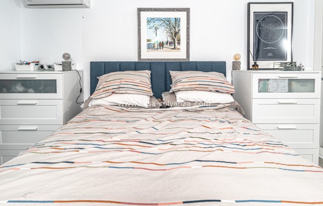 Wiederverkauf - Wohnung - Villamartin - Villamartín