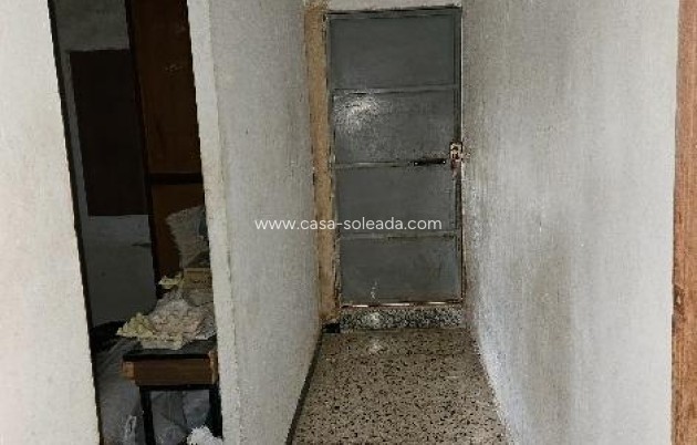Wiederverkauf - Villa - Monóvar - 03640