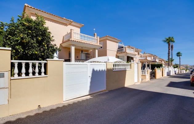 Revente - Villa - Orihuela Costa - Urbanización Perla del Mar