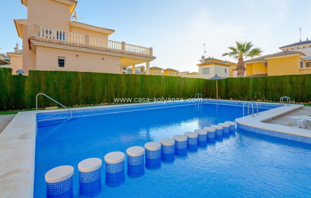 Revente - Villa - Orihuela Costa - Urbanización Perla del Mar