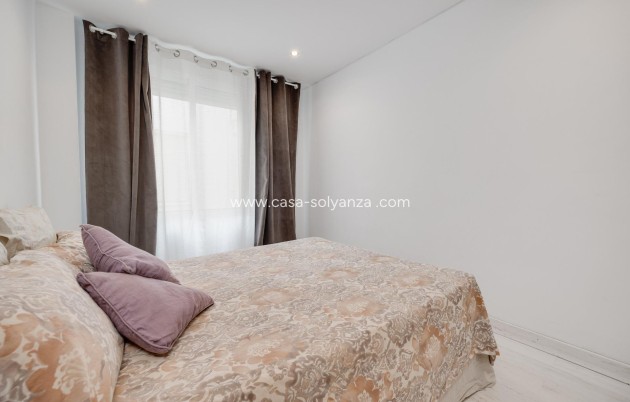 Revente - Appartement - Torrevieja - Playa De Los Naufragos