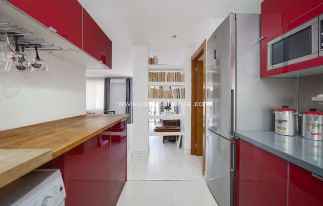 Revente - Appartement - Torrevieja - Playa De Los Naufragos