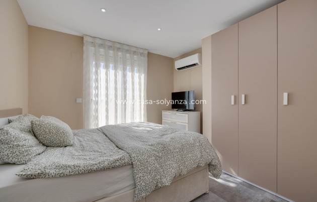 Reventa - Apartamento / piso - Torrevieja - Center