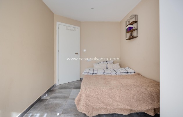 Reventa - Apartamento / piso - Torrevieja - Center