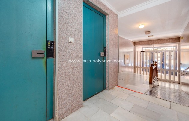 Reventa - Apartamento / piso - Torrevieja - Center