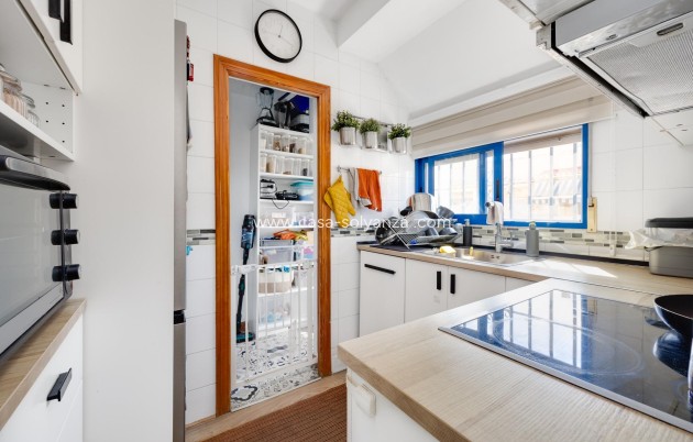 Revente - Appartement - Torrevieja - Calas Blanca