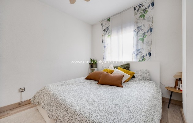 Revente - Appartement - Torrevieja - Calas Blanca