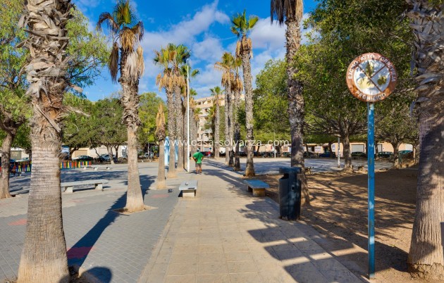 Revente - Appartement - Torrevieja - Calas Blanca