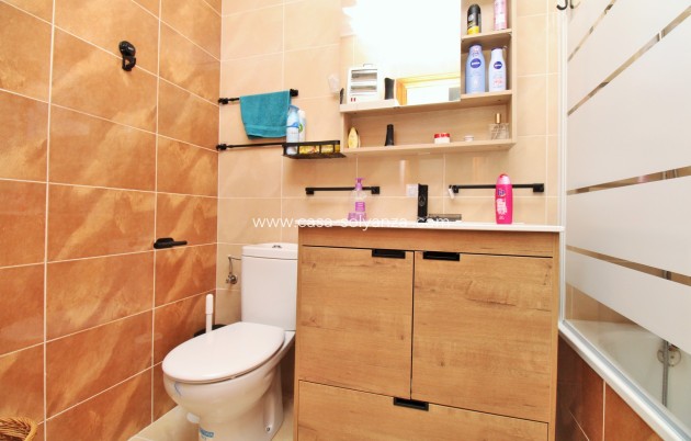 Wiederverkauf - Stadthaus - San Miguel de Salinas