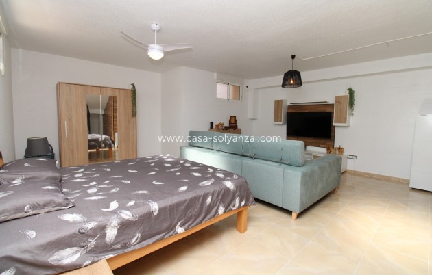 Wiederverkauf - Stadthaus - San Miguel de Salinas