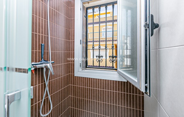 Revente - Maison de ville - Guardamar del Segura