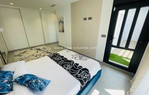 Neue Gebäude - Villa - Torrevieja