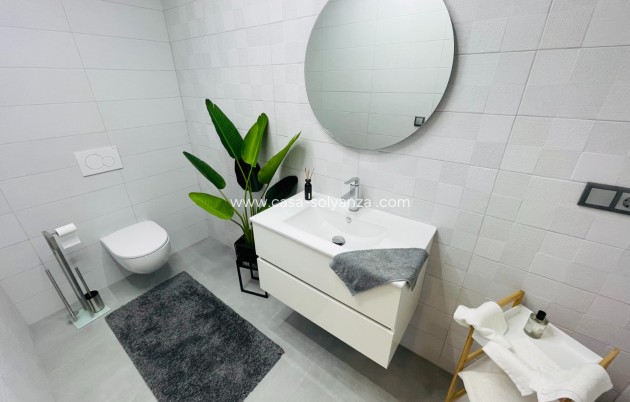 Neue Gebäude - Villa - Torrevieja