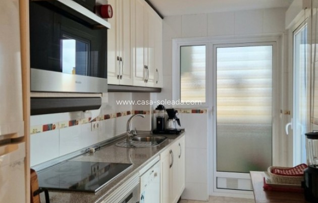 Resale - Apartment / flat - Villajoyosa - Costa Blanca