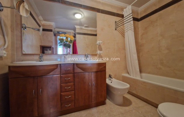 Resale - Apartment / flat - Villajoyosa - Costa Blanca