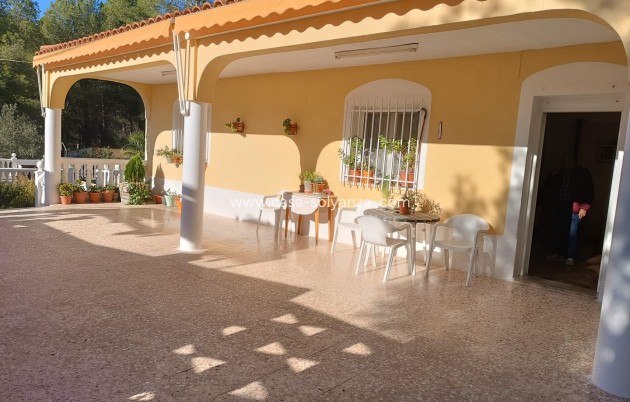 Herverkoop - Villa - Yecla - Inland