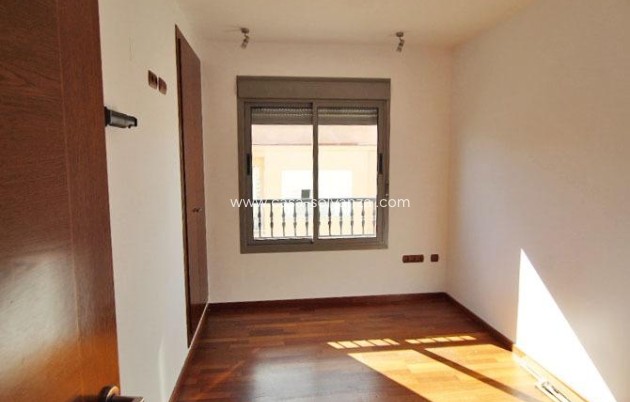 Revente - Appartement - Guardamar del Segura - Pueblo
