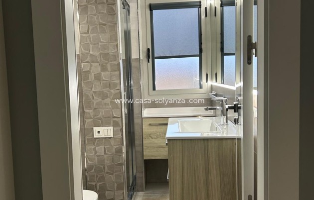 Revente - Appartement - Torrevieja - Nueva Torrevieja