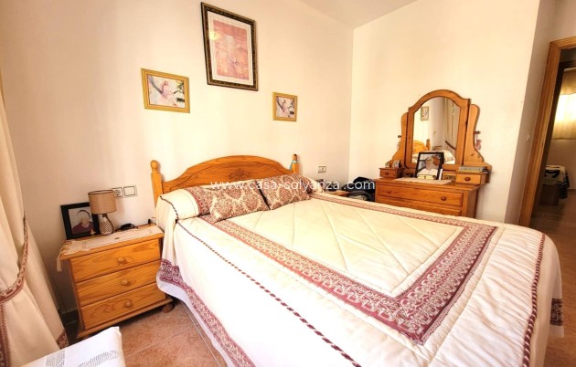 Revente - Appartement - Torrevieja - Nueva Torrevieja