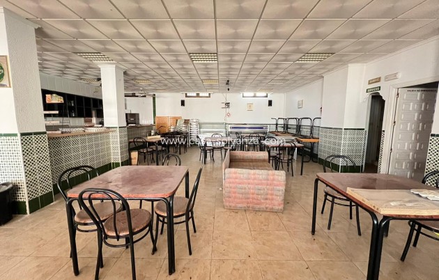 Revente - Commercial - Torrevieja - Cabo cervera